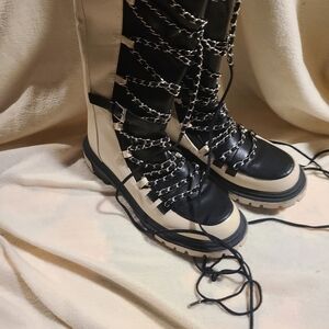 Stylish Black and CREAM Women's Boots AZALEA WANG